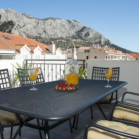 Cherry Apartment Omis